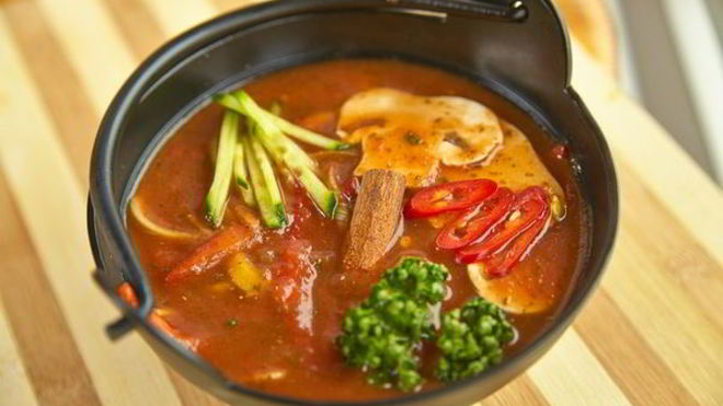 Рецепт Томатный суп Томато сиру с грибами