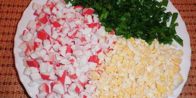 Рецепт блинчиков карри с крабовыма мясома