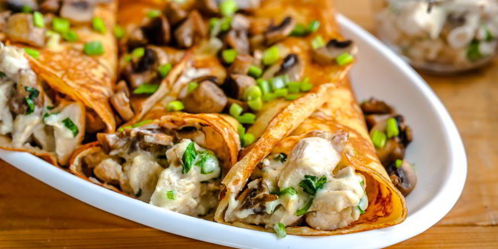 Как приготовить блинчики с грибами и курицей