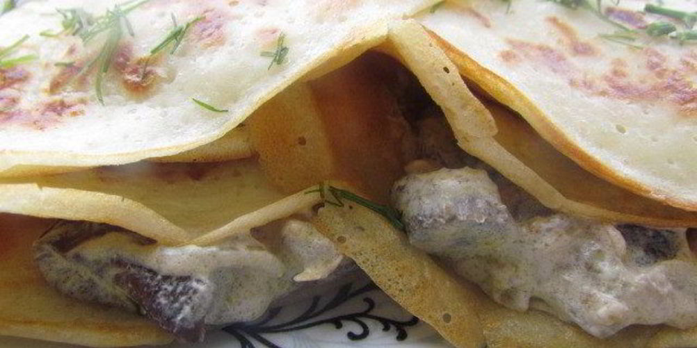 Как приготовить блинчики с грибным соусом