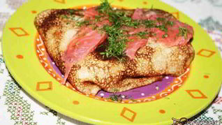 Рецепт Блинчики с картофелем и форелью