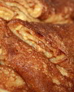 Блинчики с творогом и курагой, томленые со сливочным маслом