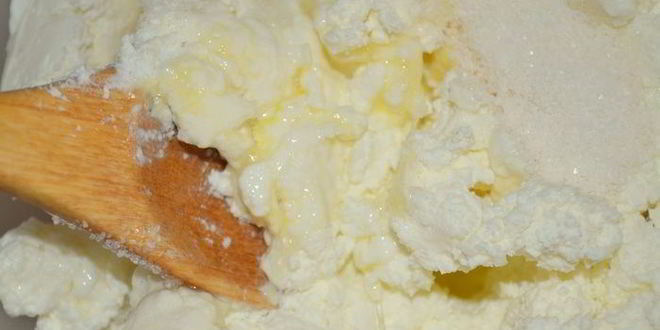 Рецепт блинная ванильная улитка с творогом и изюмом