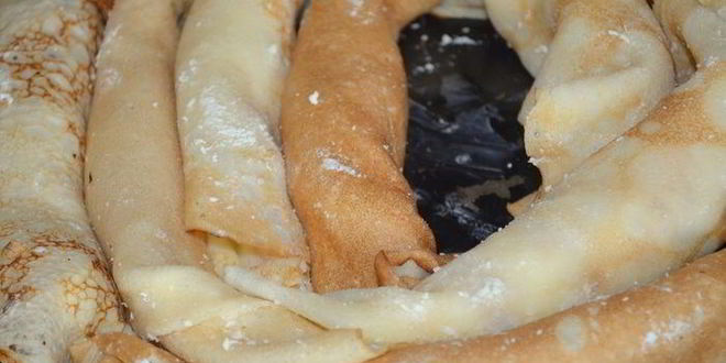 Рецепт блинная ванильная улитка с творогом и изюмом