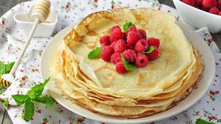 Рецепт Блины на сухих сливках