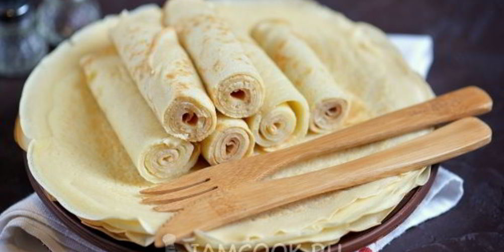 Как приготовить блины с дырочками на воде с яйцами