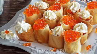 Рецепт Блины с икрой и сметаной