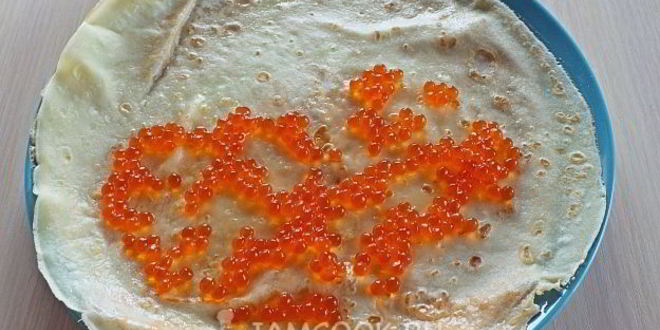 Рецепт блины с икрой и сметаной