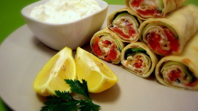 Рецепт Блины с сыром и семгой