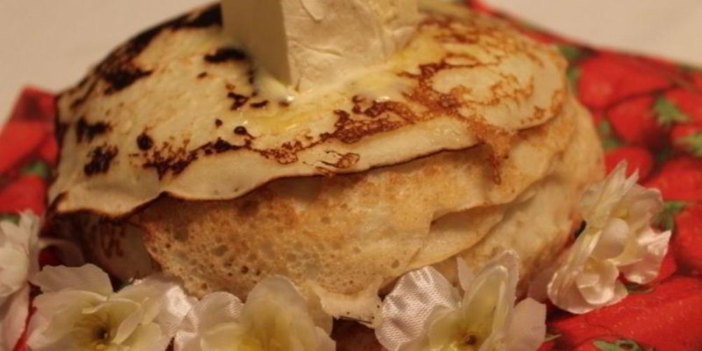 Как приготовить быстрые блины на кефире