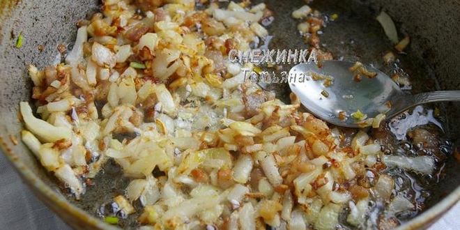 Рецепт картофельные блины, тушенные в горшочке с салом