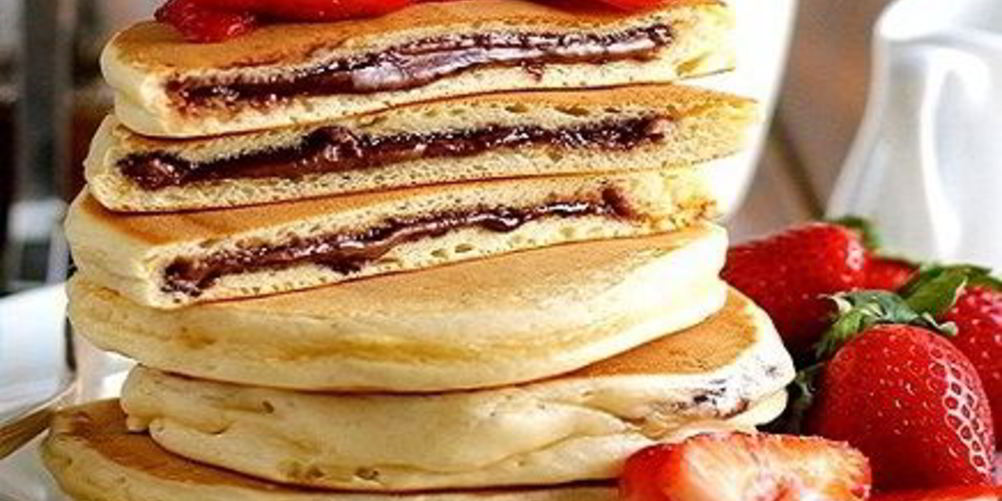 Как приготовить панкейки с начинкой