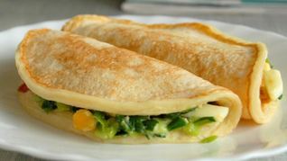 Рецепт Скороспелые блины на кефире с двумя начинками