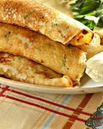 Сытные блинчики с сыром и зеленью