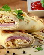 Сытные блины с ветчиной и сыром