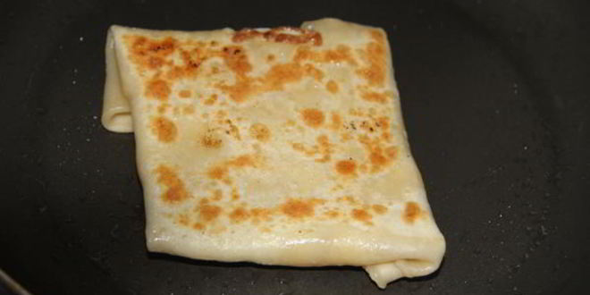 Рецепт тайские блинчики с бананом и яйцом