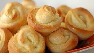 Рецепт Апельсиновые булочки с миндалем