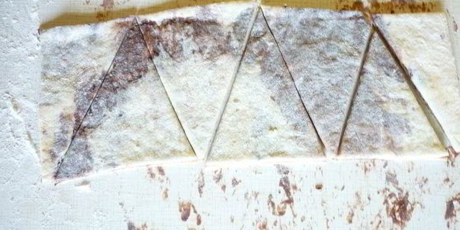 Рецепт булочки и рогалики зебра с шоколадной прослойкой