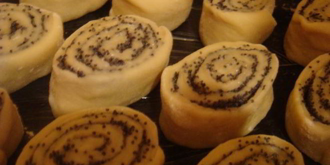 Рецепт булочки-розочки в двух начинках