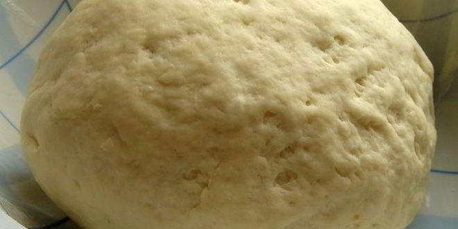 Рецепт булочки с чесноком, сыром и пряными травами