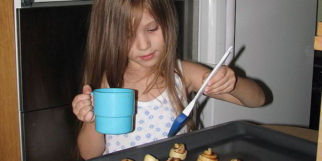 Рецепт булочки с корицей в виде розочек