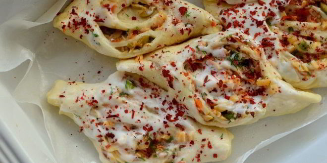 Рецепт булочки с оливками, сыром и помидорами