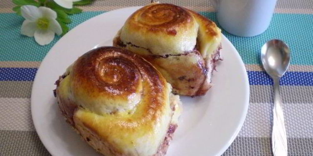 Как приготовить булочки с вареньем