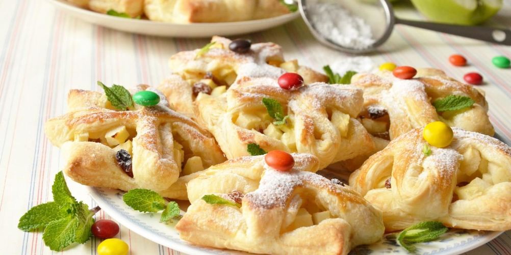 Как приготовить булочки с яблоком и корицей