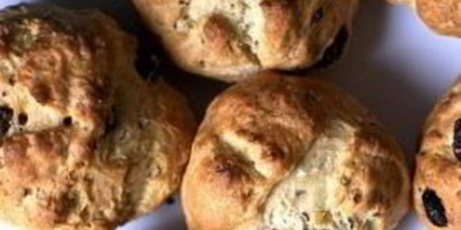 Рецепт булочки со смородиной