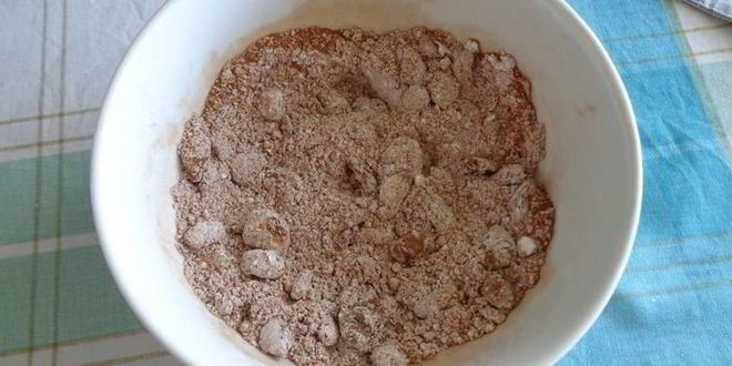 Рецепт булочки-улитки с изюмом и корицей