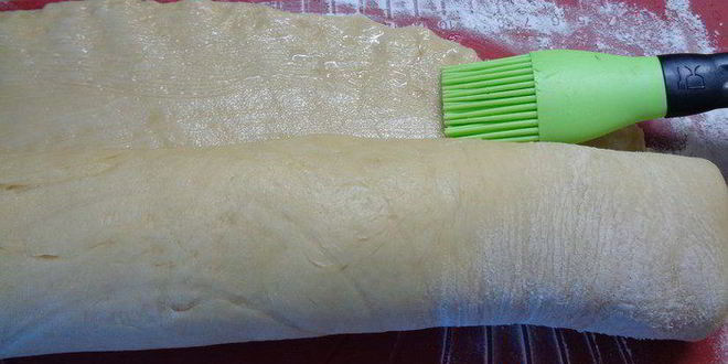 Рецепт булочки-улитки с изюмом и корицей