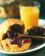 Дрожжевые булочки с бататом