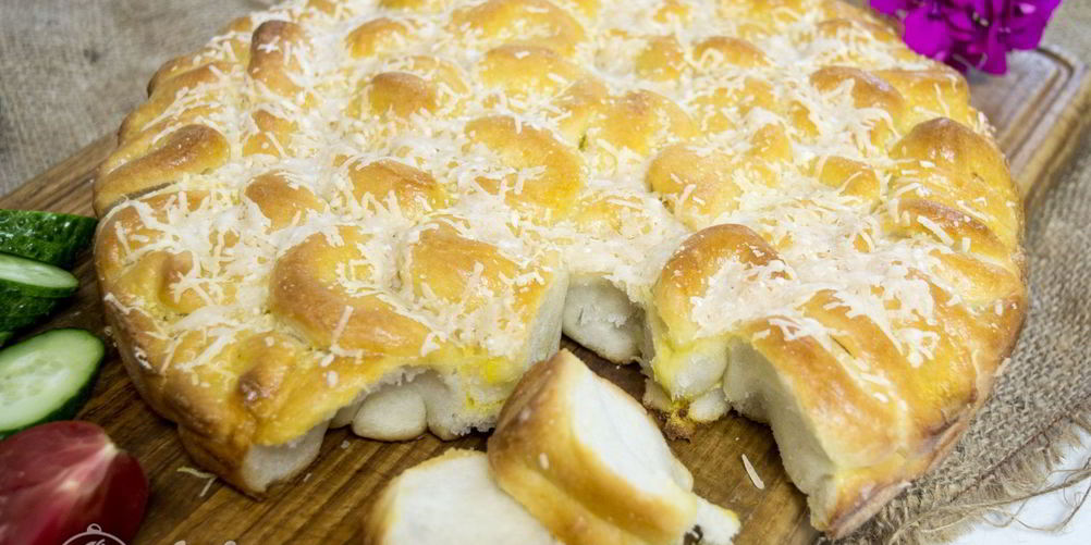 Как приготовить дрожжевые булочки с сыром