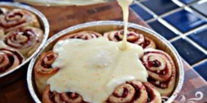 Рецепт клюквенных булочек с апельсинового глазурью