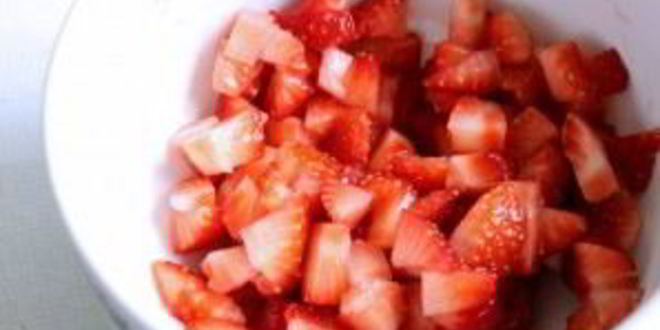 Рецепт круассаны с клубникой