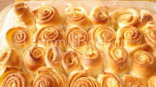 Рецепт Осиное гнездо — венгерские булочки, печеные в молоке