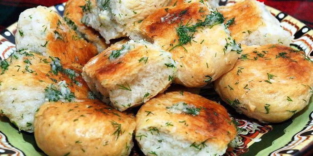 Как приготовить пампушки для борща с чесноком