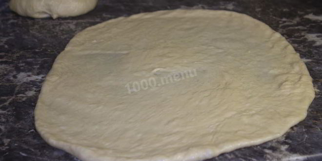 Рецепт плюшки с сахаром из дрожжевого теста