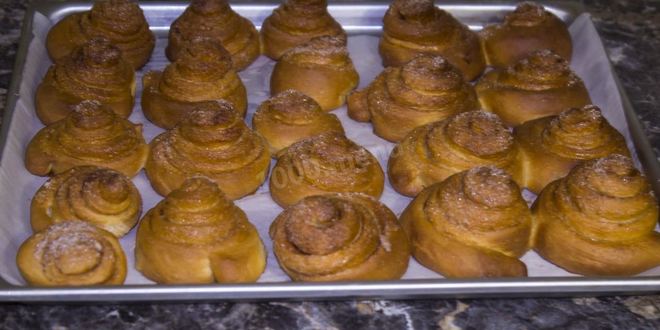 Рецепт плюшки с сахаром из дрожжевого теста