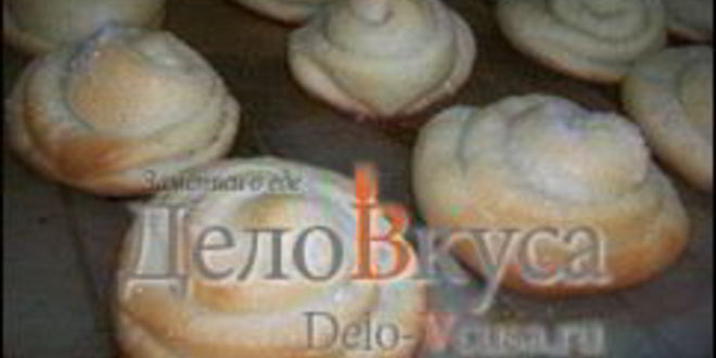 Рецепт плюшки с сахаром розочки