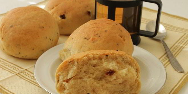 Рецепт постные булочки с вялеными томатами и базиликом