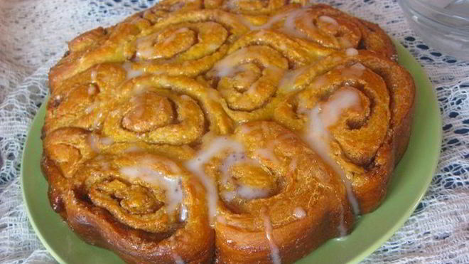 Рецепт Сдобные тыквенные булочки с корицей