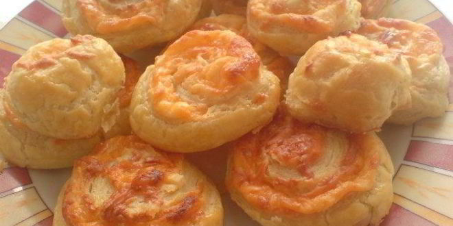 Рецепт слоеные булочки с сыром