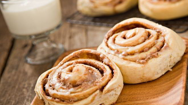 Рецепт Слоеные плюшки с творогом