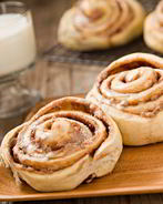 Слоеные плюшки с творогом