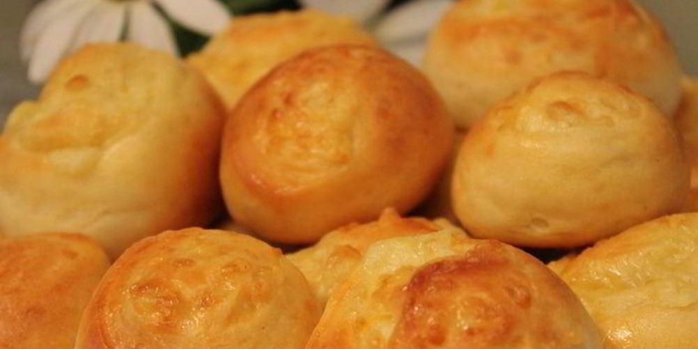 Как приготовить сырные булочки