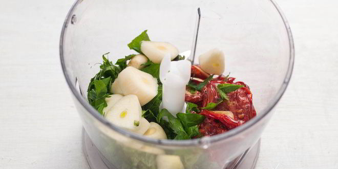 Рецепт творожные булочки с чесноком и базиликом