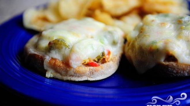 Рецепт Запеченные булочки с тунцом и сыром