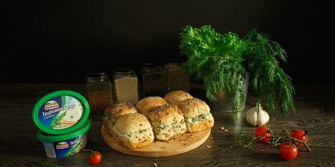 Рецепт зерновые булочки-пампушки с сырно-чесночной начинкой