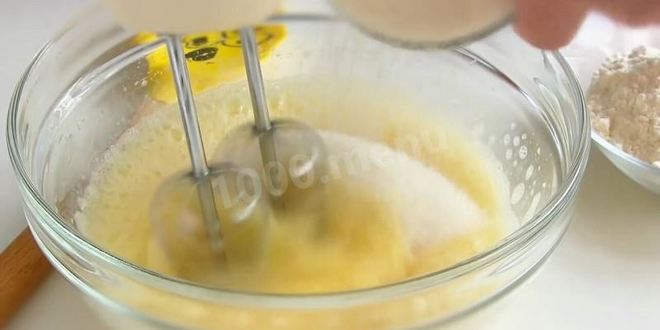 Рецепт быстрый яблочный рулет